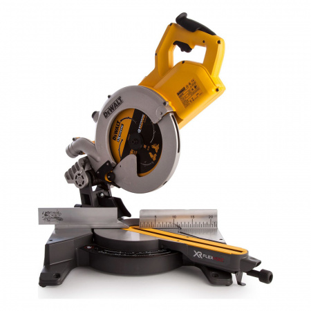 Пила торцовочная аккумуляторная DeWalt DCS778N (б/акк,б/зу)